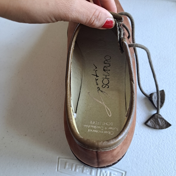 Schapuro Women's Loafer Leather Brown Shoes - Picture 3 of 5